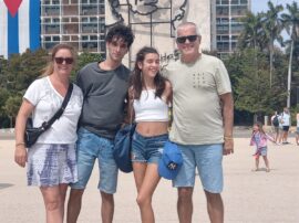 Silvia Pascual y familia en Cuba, un destino del que destacó la belleza natural