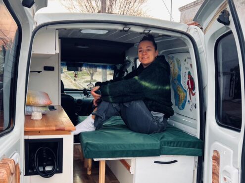 Dentro de la “Lupineta”, la joven Guadalupe Chico emprendió el viaje de su vida, con una mochila llena de anhelos y miedos