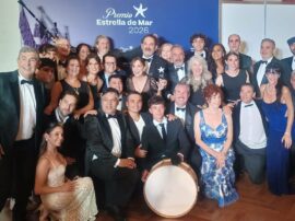 La compañía completa de los Carreras en los Premios Estrella de Mar