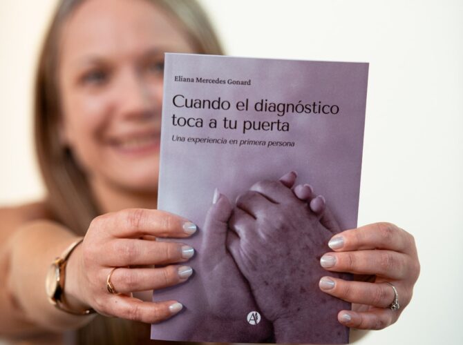 Eliana Gonard es licenciada en psicología y su primer libro es “Cuando el diagnóstico toca a tu puerta”
